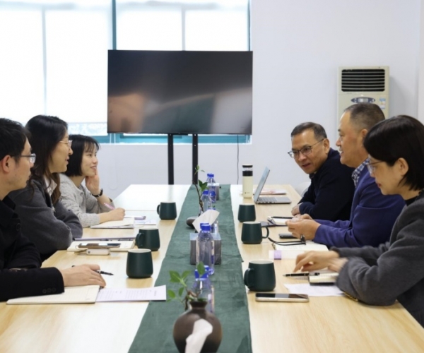 关切关切落实处，政企同心谋发展